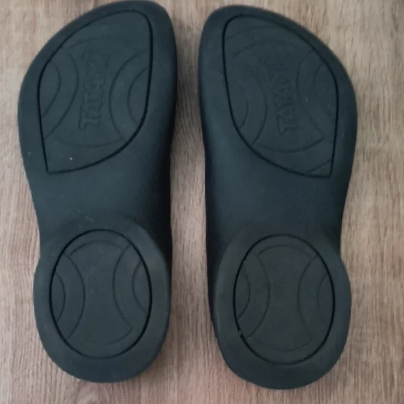 Birkenstock Tatami Black Strap Slide Sandals - Picture 2 of 6